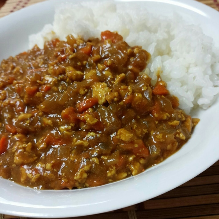 豆腐で簡単ヘルシー！キーマカレー♪